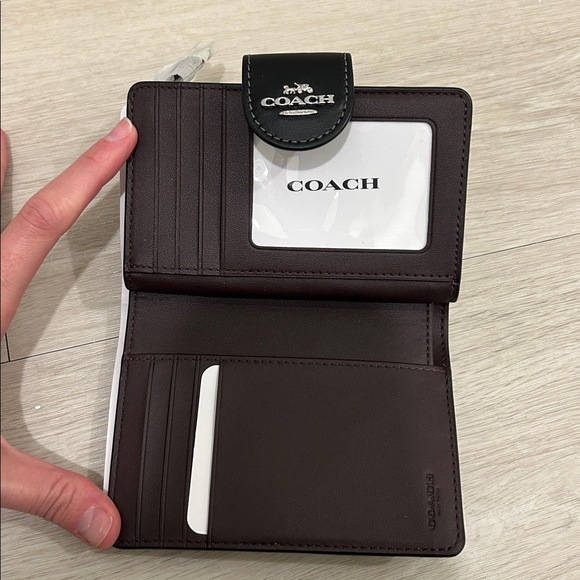 Coach (NWT) Gallery Tote Bag & Wallet in Signature Canvas & Heart Print - Picture 14 of 17